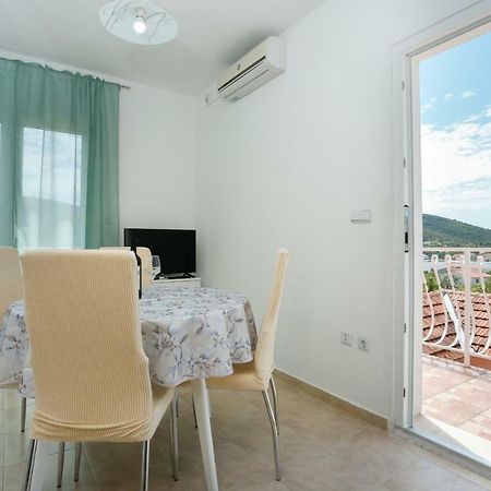 Apartman Paula 1 Apartment Vinisce Luaran gambar