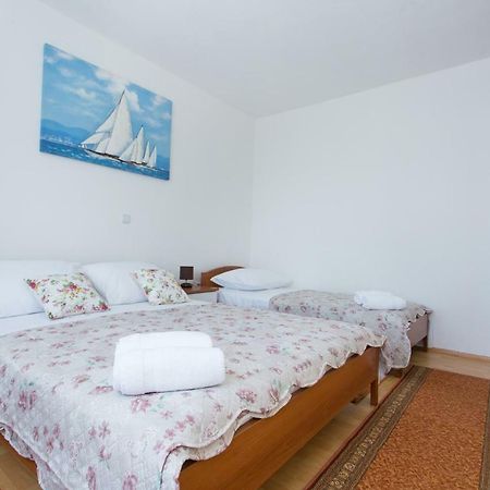 Apartman Paula 1 Apartment Vinisce Luaran gambar